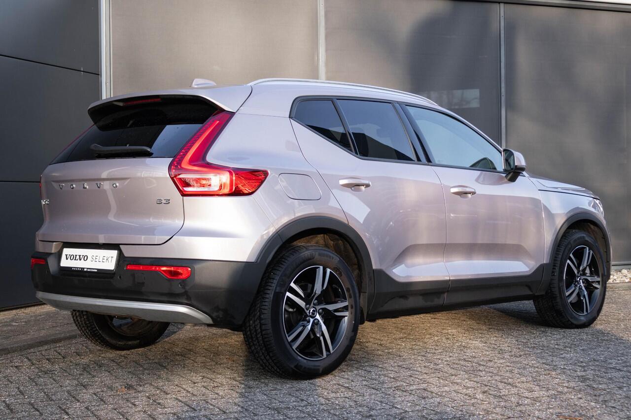 Volvo XC40 B3 Automaat Business Edition | Verwarmbare voorstoelen | Verwarmbaar stuurwiel | Premium audio by Harman Kardon | 18 inch Lichtmetalen velgen | Alarmklasse 3