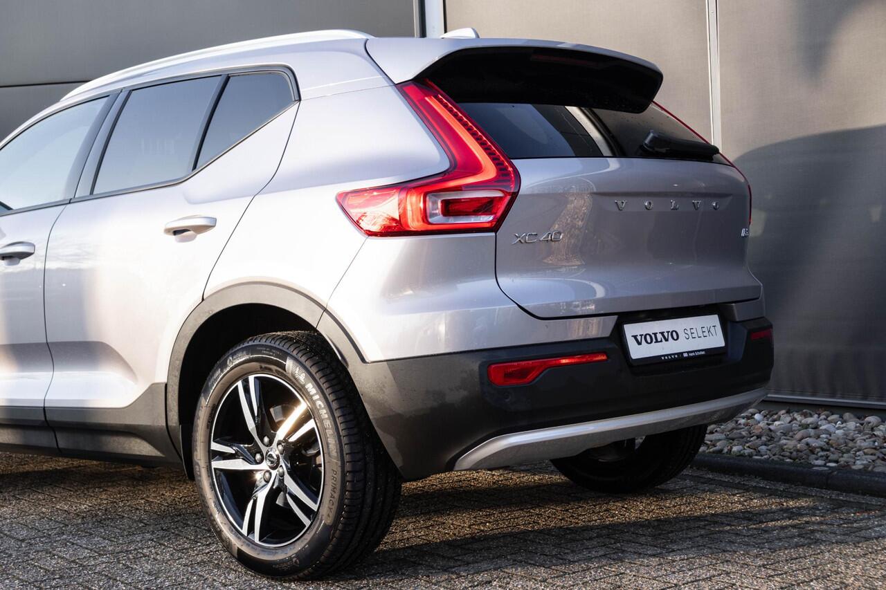 Volvo XC40 B3 Automaat Business Edition | Verwarmbare voorstoelen | Verwarmbaar stuurwiel | Premium audio by Harman Kardon | 18 inch Lichtmetalen velgen | Alarmklasse 3