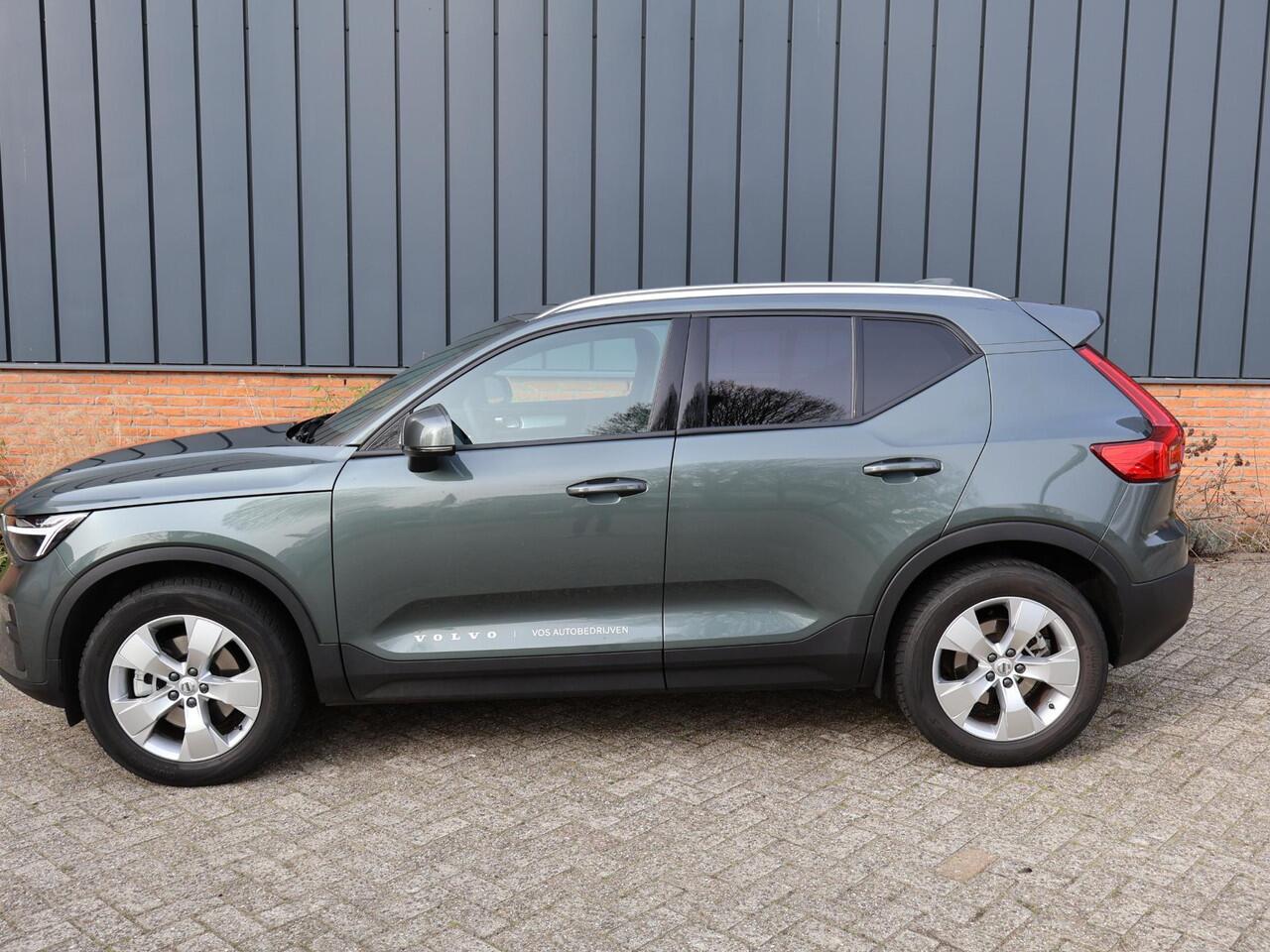 Volvo XC40 B3 Core Business