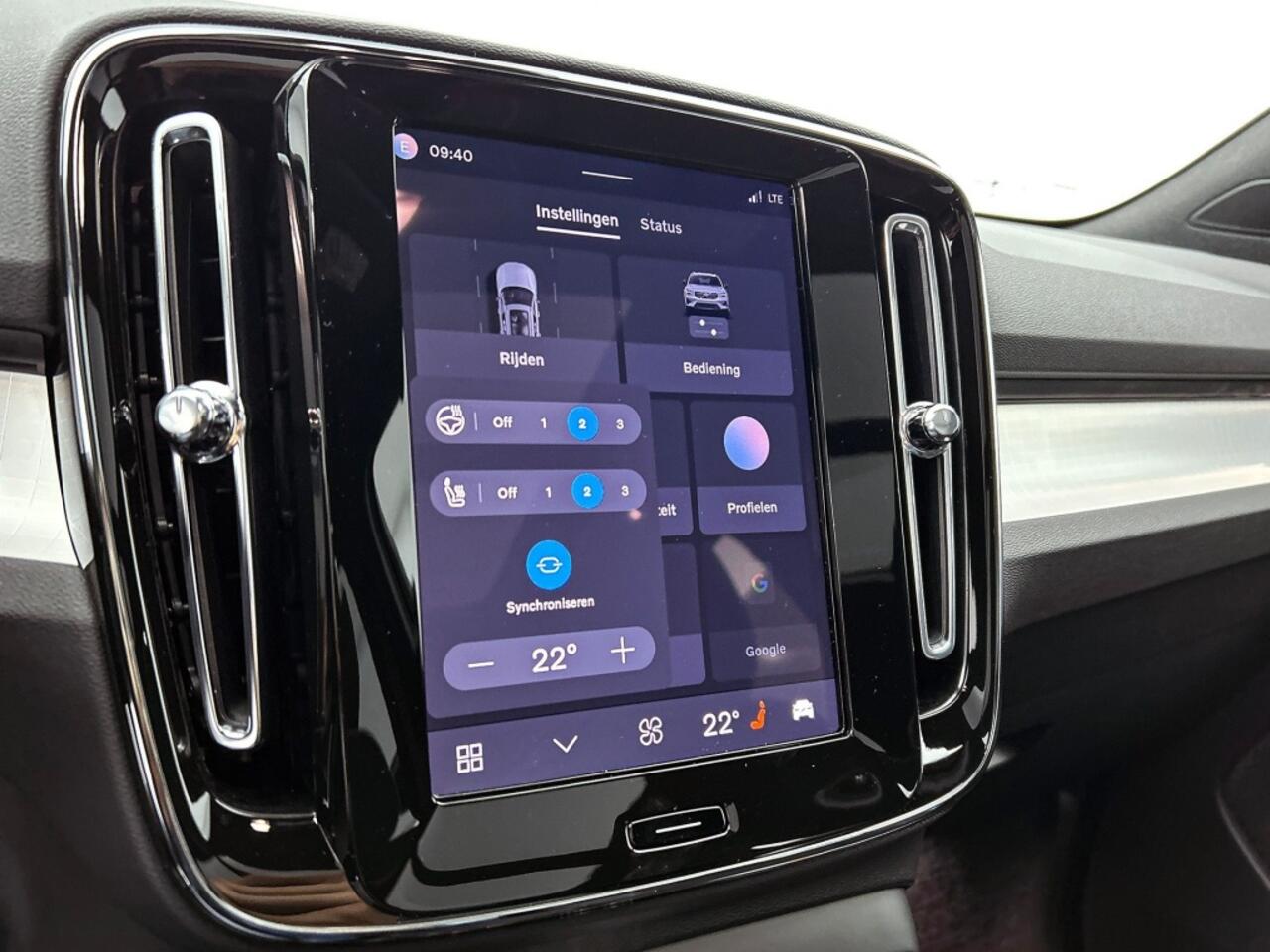 Volvo XC40 XC40 B4 Plus Black Edition | Lounge pack | Voorraad