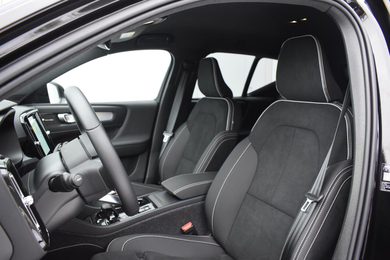 Volvo XC40 B4 211PK Automaat Plus Dark / Navigatie / Adaptive Cruise / Harman Kardon / Stuur- & Stoelverwarming / Elektrische achterklep / Achteruitrijcamera / Elektrische stoelverst. met geheugen / Extra getint glas / Microtech/Nubuck