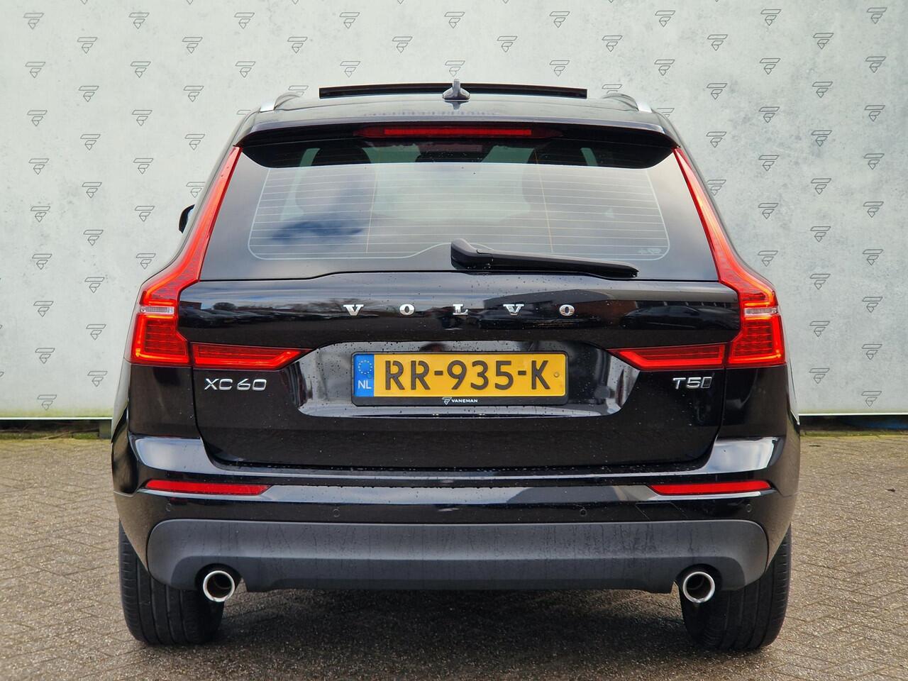 Volvo XC60 2.0 T5 AWD Momentum Automaat | Panoramadak | Electr. Stoel + Memory | Cruise | PDC | Apple Carplay \ Android Auto |