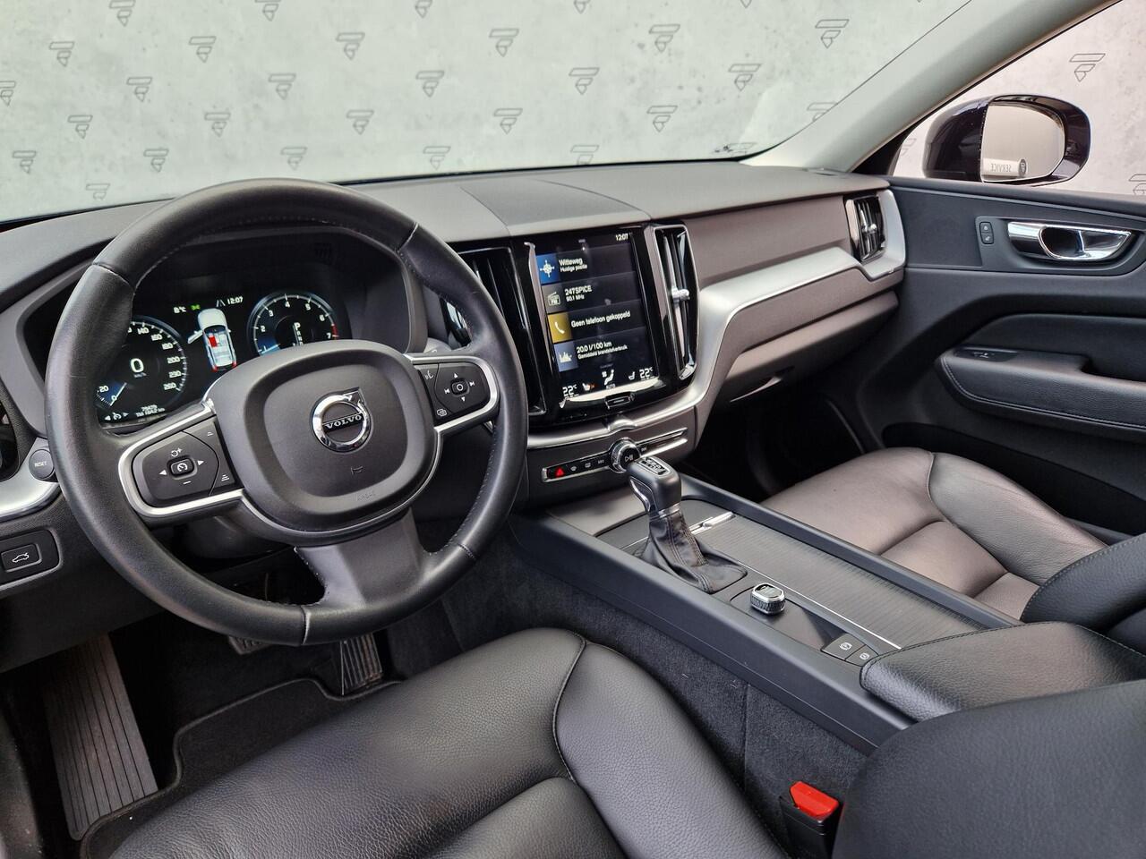 Volvo XC60 2.0 T5 AWD Momentum Automaat | Panoramadak | Electr. Stoel + Memory | Cruise | PDC | Apple Carplay \ Android Auto |