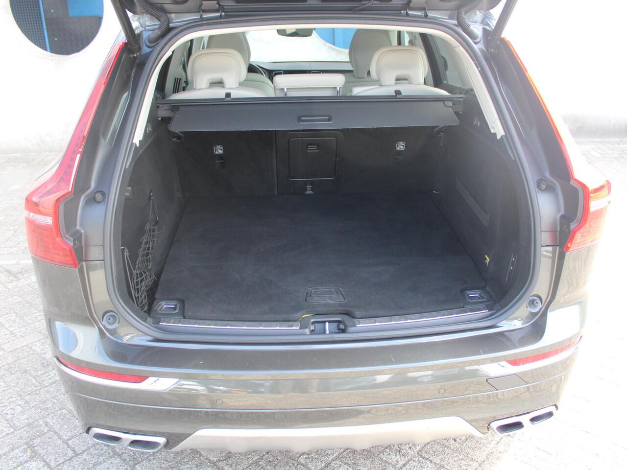Volvo XC60 2.0 T8 Twin Engine AWD Inscription | ELEKTRISCH SCHUIFDAK | LEDEREN BEKLEDING | 360 GRADEN CAMERA | CRUISE CONTROL ADAPTIEF |