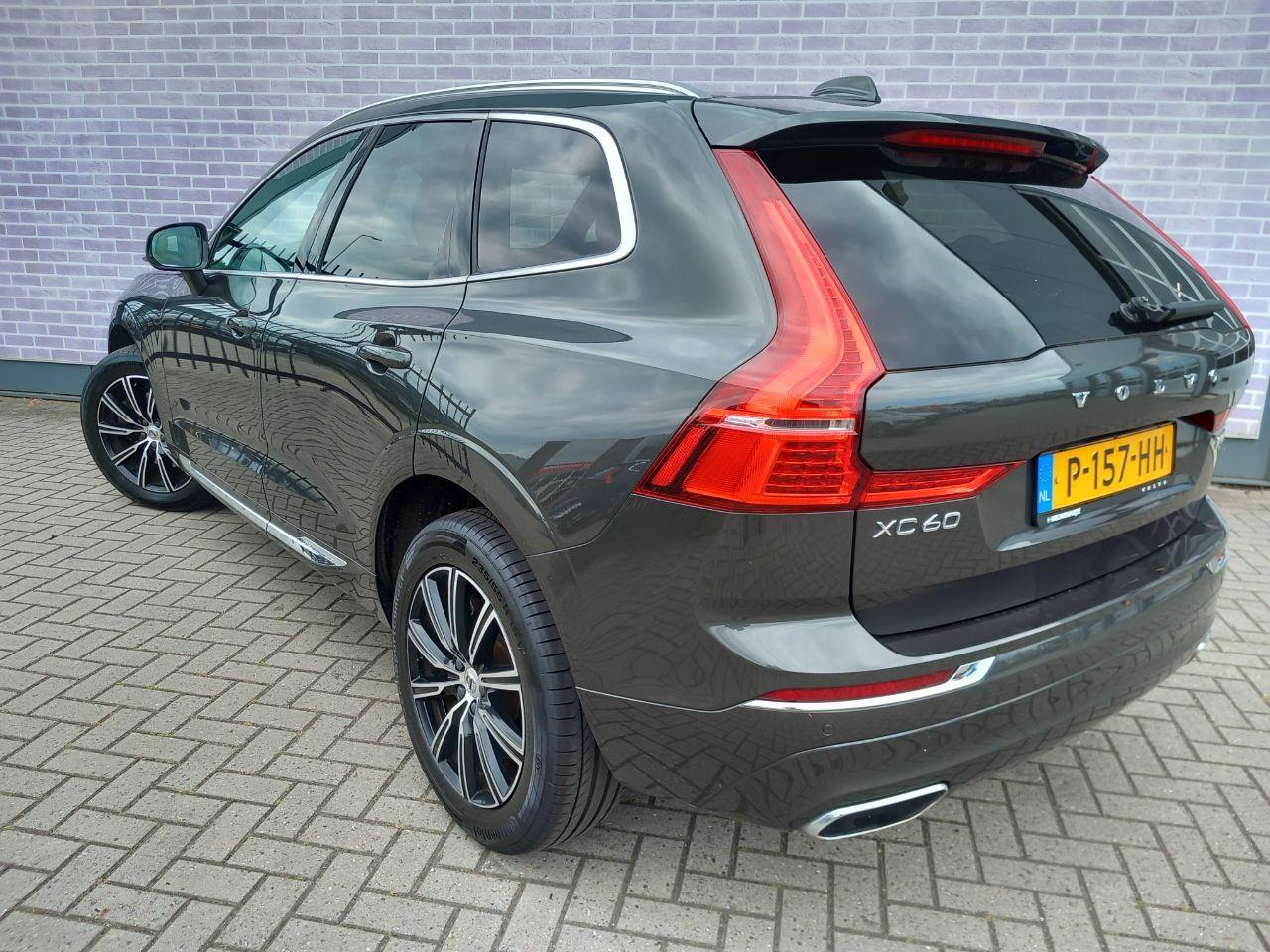 Volvo XC60 T5 250 pk AWD Inscription Aut | Trekhaak 2400 kg | Lederen bekleding | Electrisch verstelbare voorstoelen| Elektrisch bedienbare Achterklep | Verwarmde voorstoelen