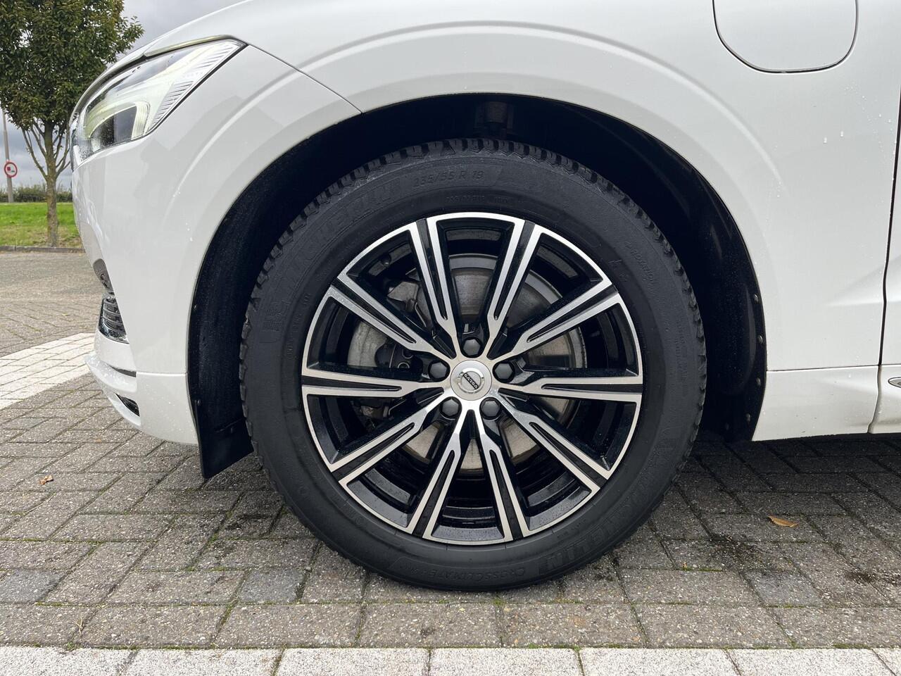 Volvo XC60 T8 Twin Engine AWD Inscription | Luchtvering | Stoelmassage | Panorama dak |
