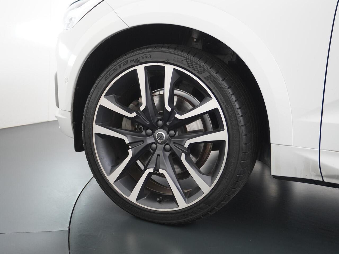 Volvo XC60 2.0 T5 AWD R-Design Trekhaak/22inch/Camera/Headup etc.