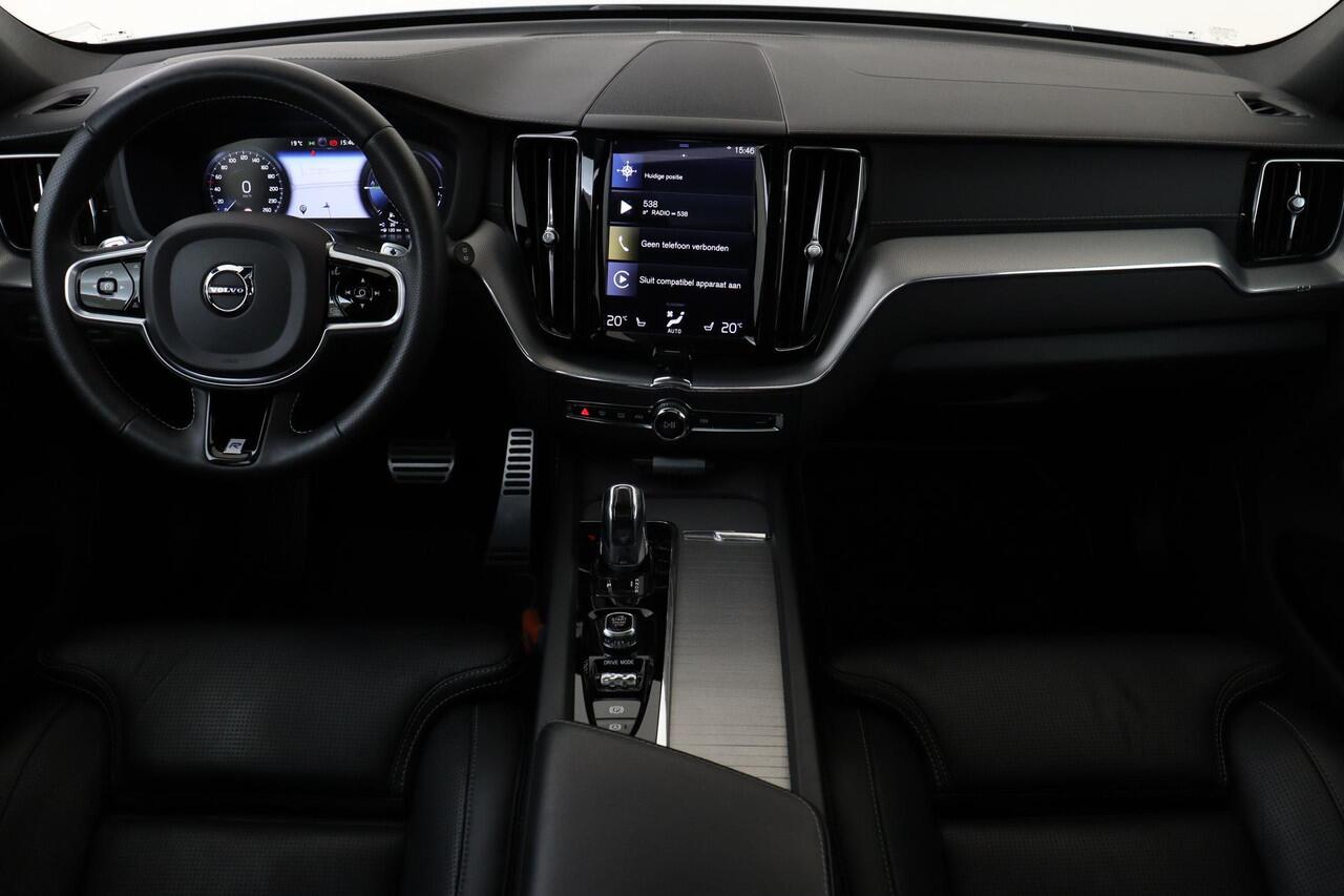 Volvo XC60 T8 TWIN ENGINE AWD R-DESIGN -PANO.DAK|360°CAM|LUCHTVERING|GEVENT.LEDER|POLESTAR|TREKHAAK|21"