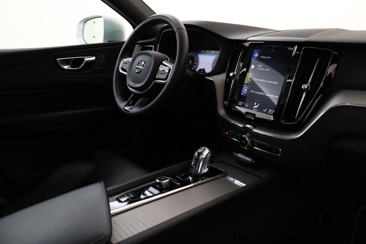 Volvo XC60 T8 TWIN ENGINE AWD R-DESIGN -PANO.DAK|360°CAM|LUCHTVERING|GEVENT.LEDER|POLESTAR|TREKHAAK|21"