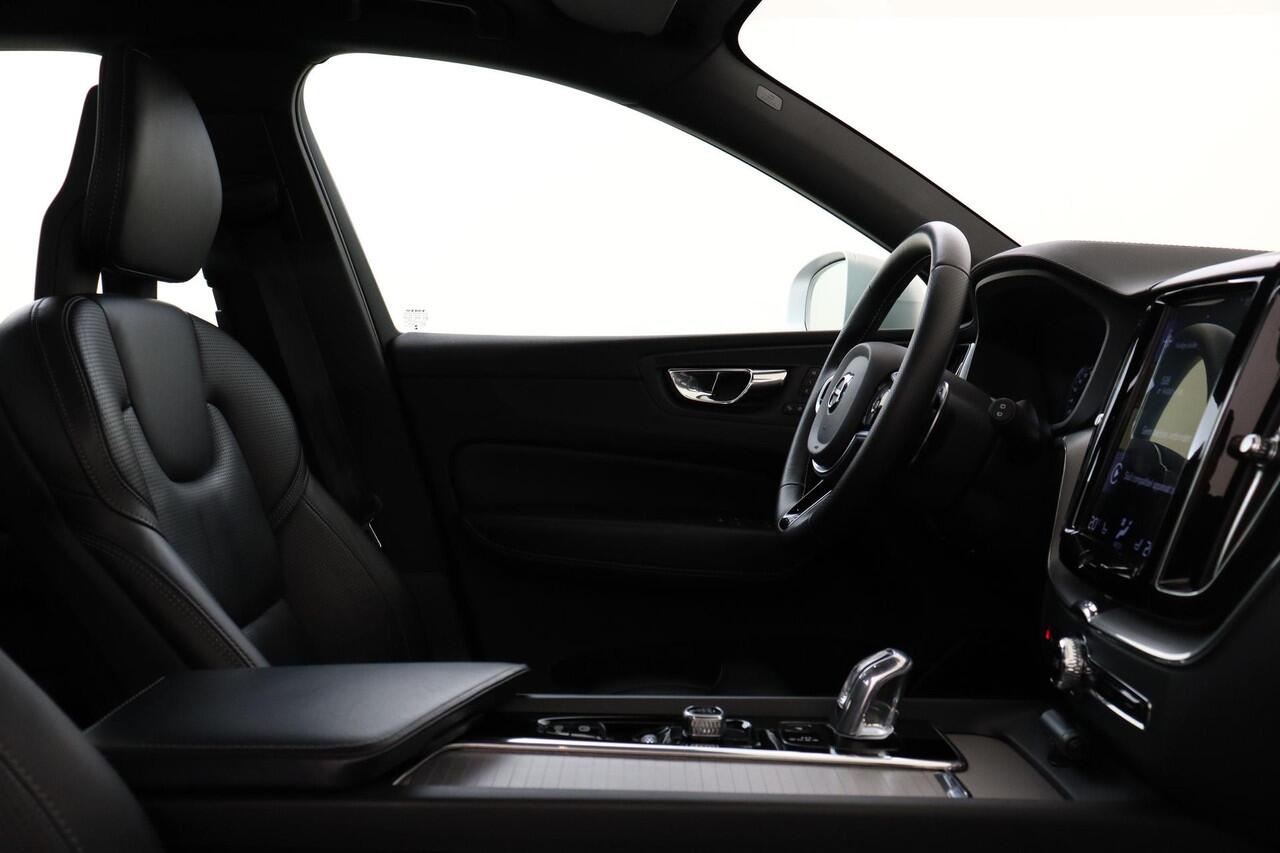 Volvo XC60 T8 TWIN ENGINE AWD R-DESIGN -PANO.DAK|360°CAM|LUCHTVERING|GEVENT.LEDER|POLESTAR|TREKHAAK|21"