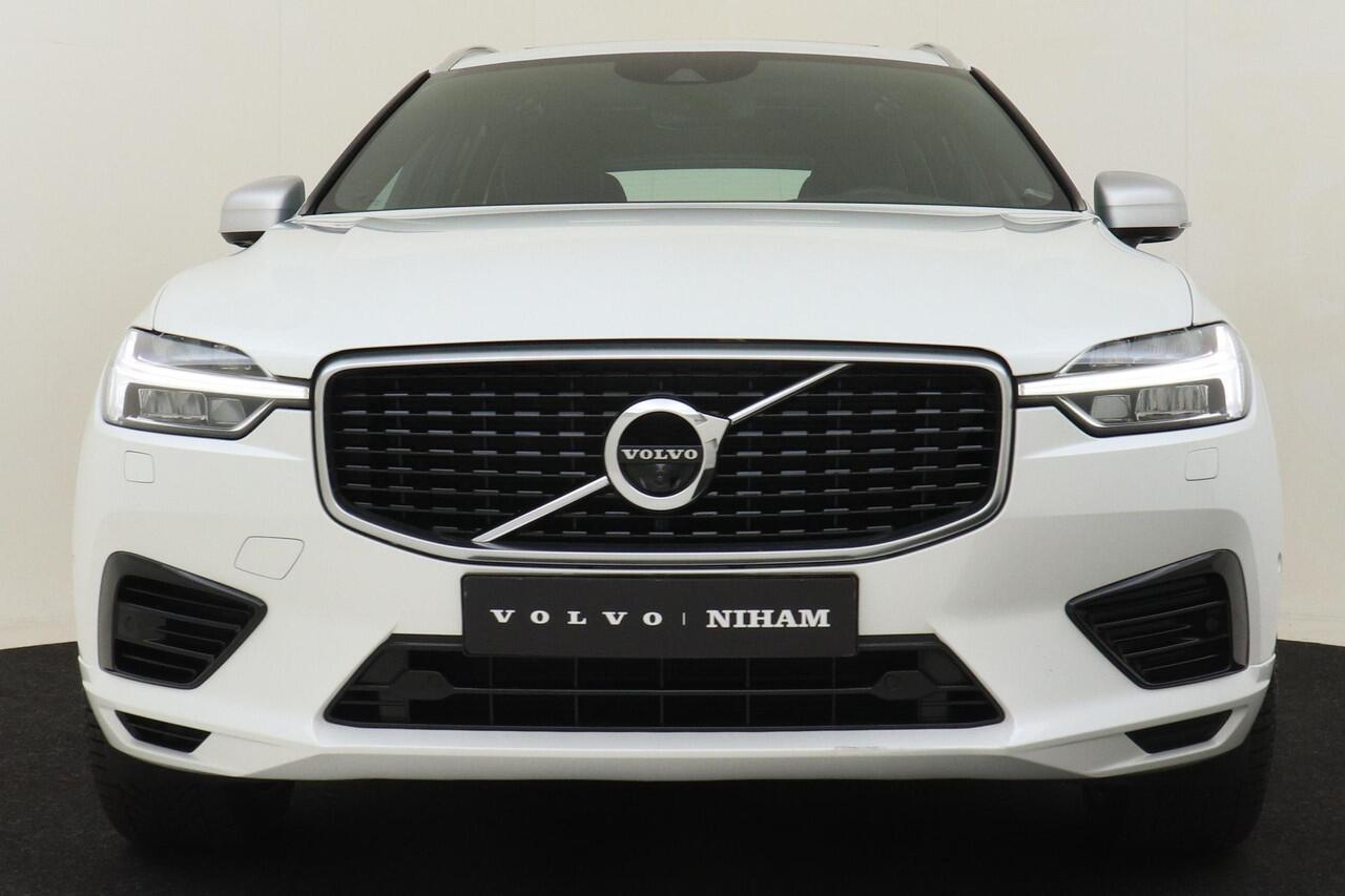 Volvo XC60 T8 TWIN ENGINE AWD R-DESIGN -PANO.DAK|360°CAM|LUCHTVERING|GEVENT.LEDER|POLESTAR|TREKHAAK|21"
