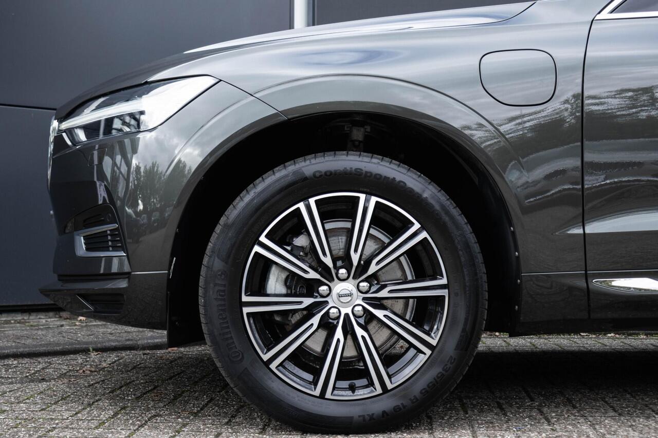 Volvo XC60 T8 Twin Engine AWD Inscription | Luchtvering | 360 graden Camera | Panoramisch schuif-/kanteldak | BLIS | Adaptieve Cruise Control | Geventileerde stoelen | Stoelkoeling & verwarming | Smartphone integratie |