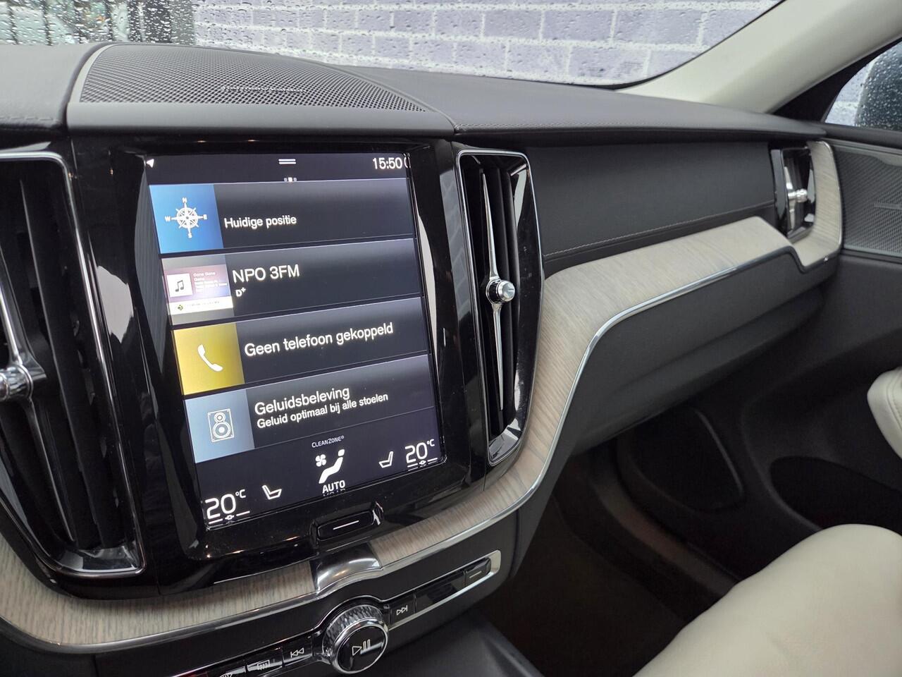 Volvo XC60 T5 Inscription Aut. | Leder | Elektr. verst. stoel | Verw. voorstoelen | 19" | DAB | Carplay | Harman Kardon | Adaptive Cruise Control | Elektrische achterklep | Keyless Entry