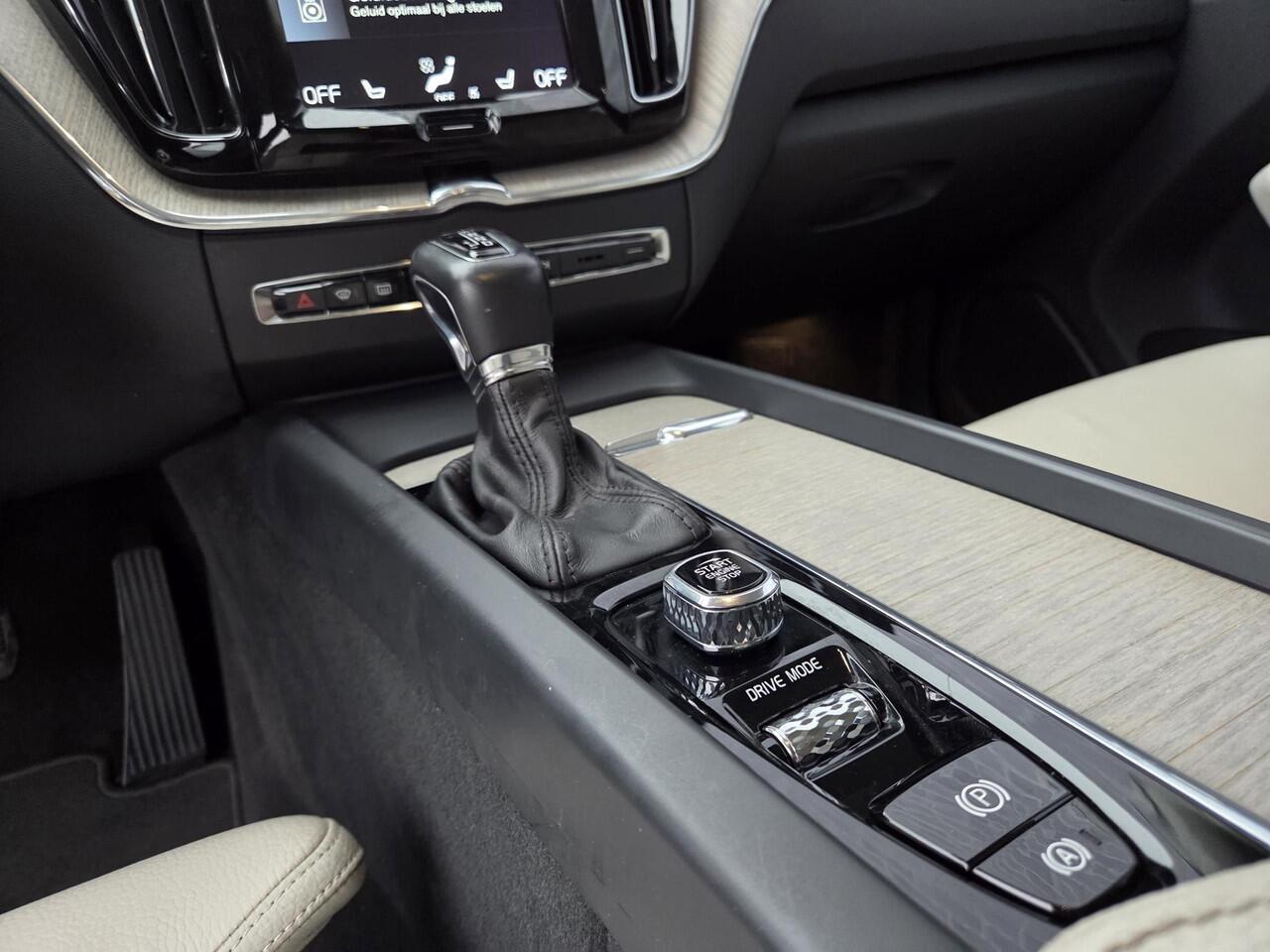 Volvo XC60 T5 Inscription Aut. | Leder | Elektr. verst. stoel | Verw. voorstoelen | 19" | DAB | Carplay | Harman Kardon | Adaptive Cruise Control | Elektrische achterklep | Keyless Entry