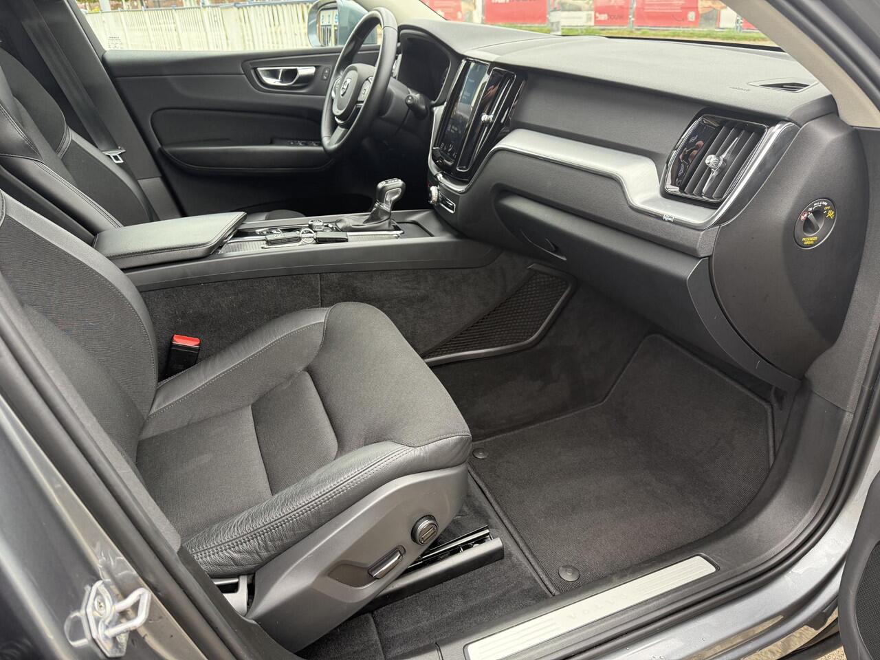 Volvo XC60 2.0 T4 190 pk Momentum Pro Intellisafe Pro