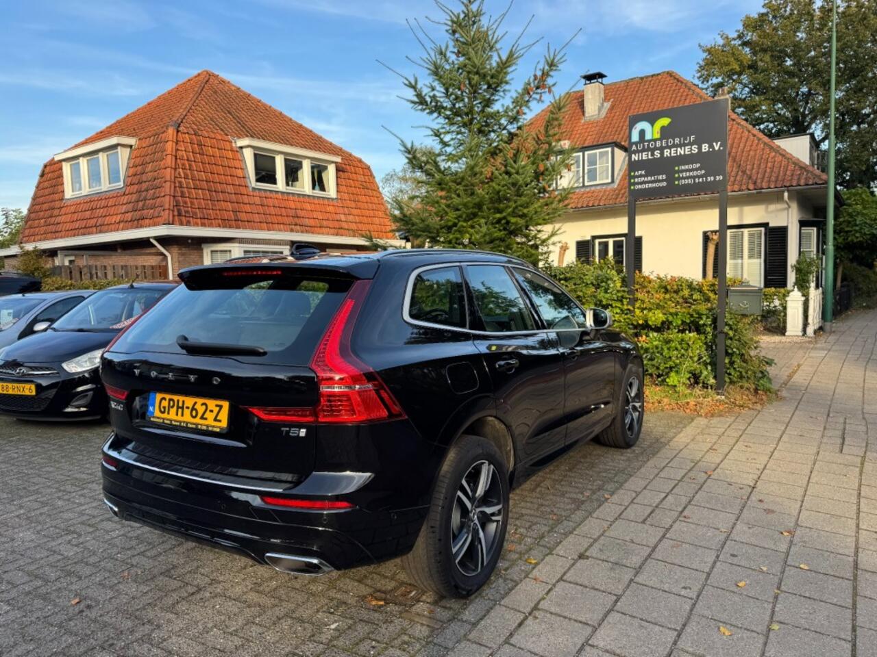 Volvo XC60 T5 R-Design/BTW Auto/Pilot assist/Panoramadak/IntelliSafe/Camera