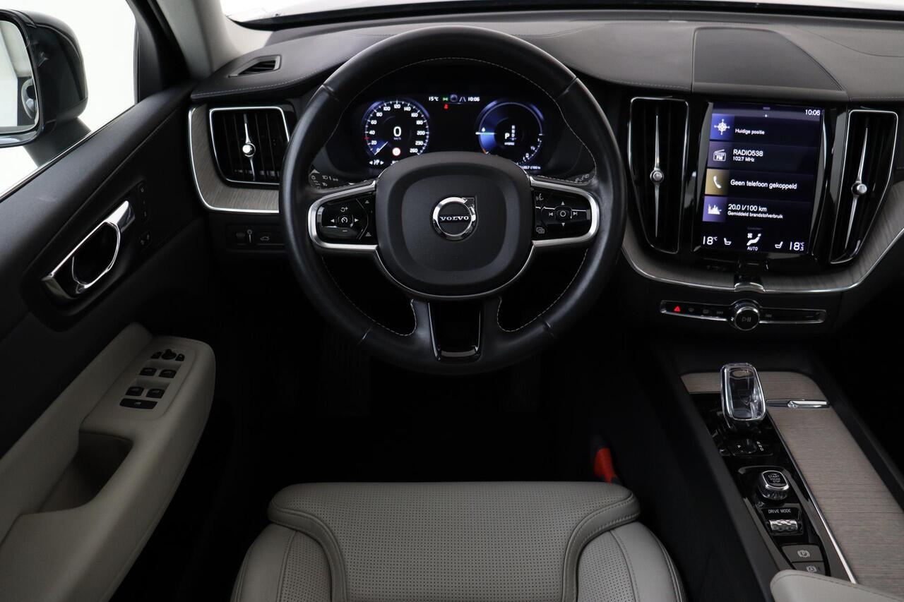 Volvo XC60 T8 TWIN ENGINE AWD INSCRIPTION -PANO.DAK|360°CAM|GEVENT.LEDER+MASSAGE|LUCHTVERING|TREKHAAK|ADAP.LED