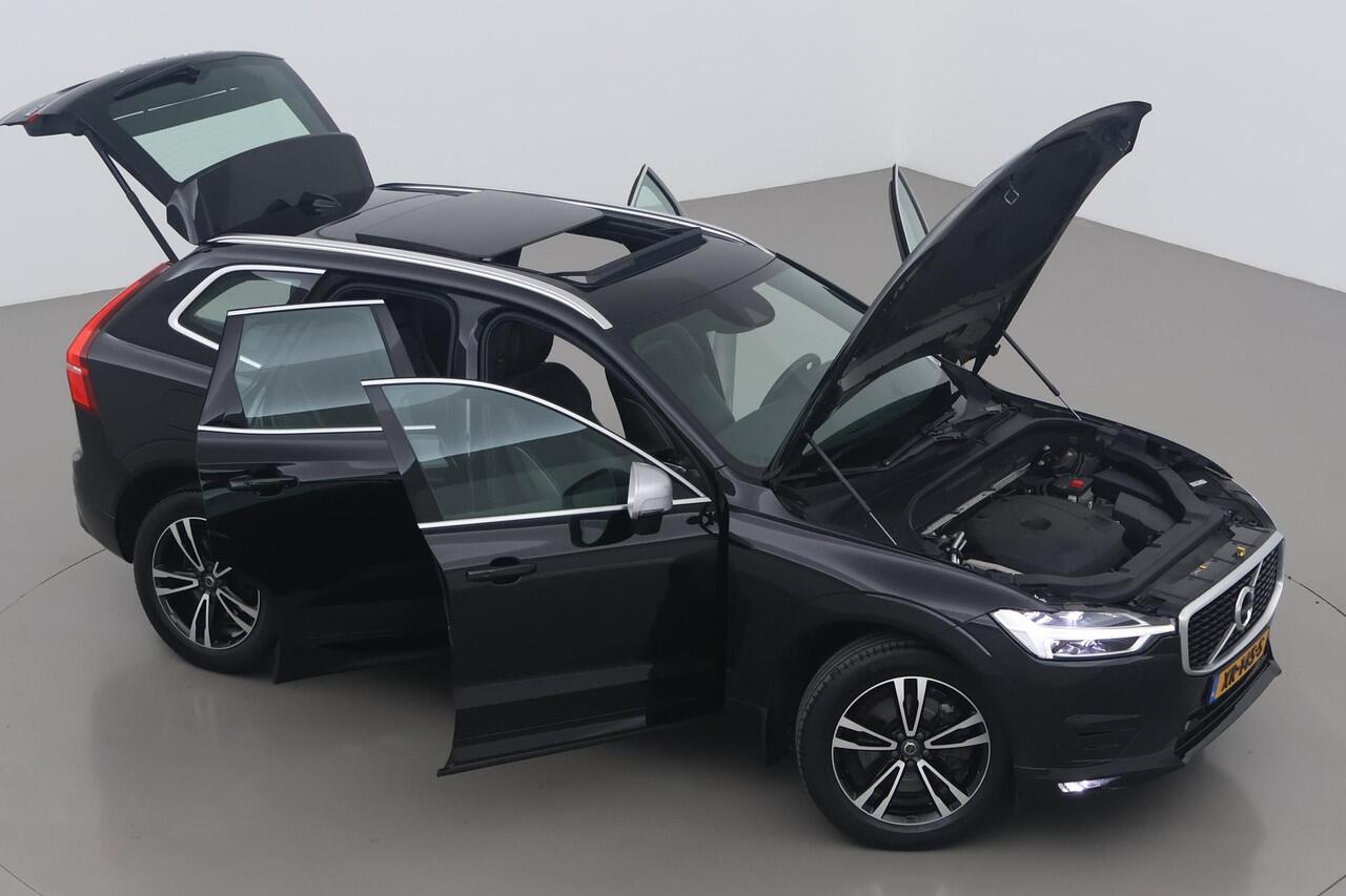 Volvo XC60 T5 R-Design | Panoramadak | Head-Up | ACC | 360° Camera | BLIS | Trekhaak