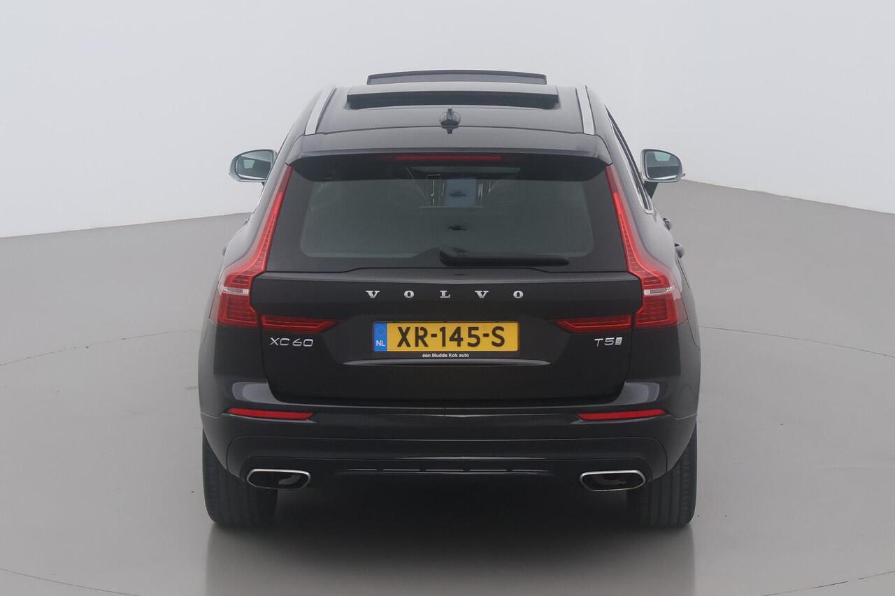 Volvo XC60 T5 R-Design | Panoramadak | Head-Up | ACC | 360° Camera | BLIS | Trekhaak