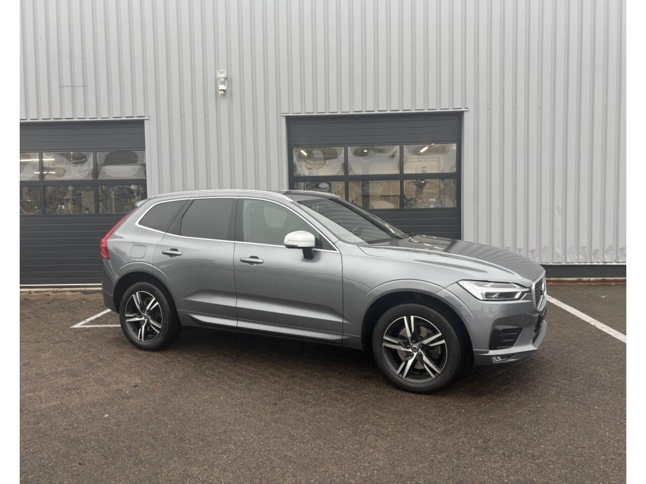 Volvo XC60 2.0 T4 R-Design Polestar Engineerd I Trekhaak I Memory I All-in prijs
