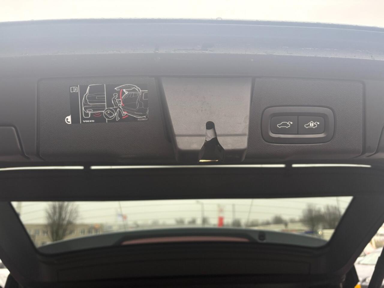 Volvo XC60 2.0 T4 R-Design Polestar Engineerd I Trekhaak I Memory I All-in prijs