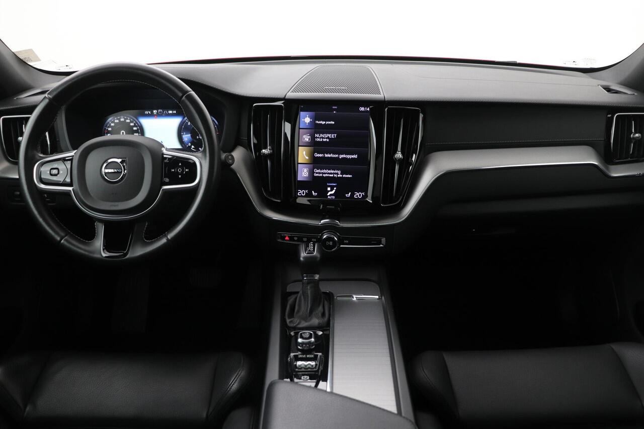Volvo XC60 D4 Inscription | Panoramadak | 360° Camera | ACC | Trekhaak | Head-Up