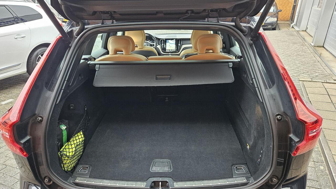 Volvo XC60 2.0 T8 Twin Engine AWD Inscription