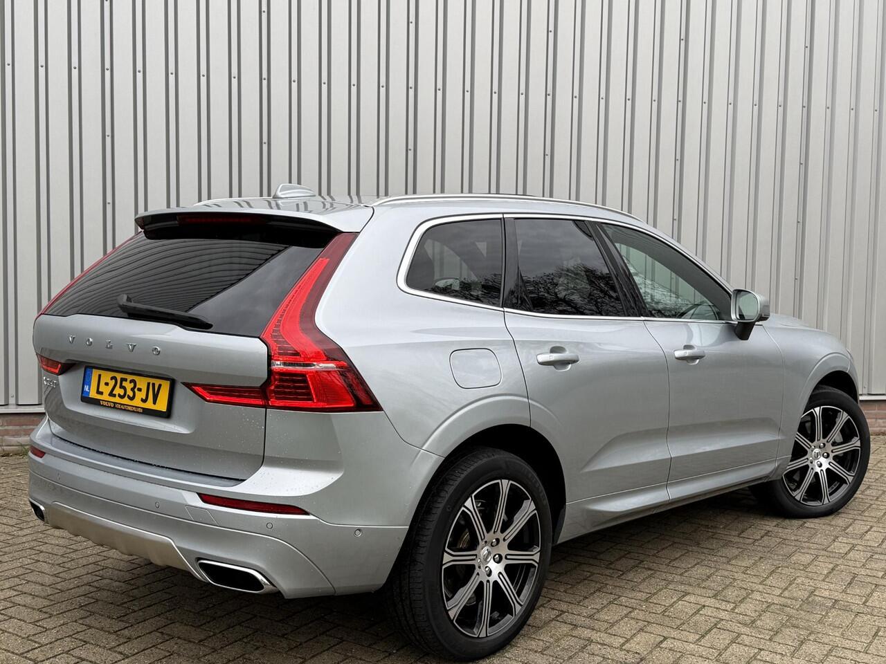 Volvo XC60 2.0 T8 Twin Engine AWD Momentum | Schuif/kanteldak | Trekhaak | Leder | Intellisafe Pro |