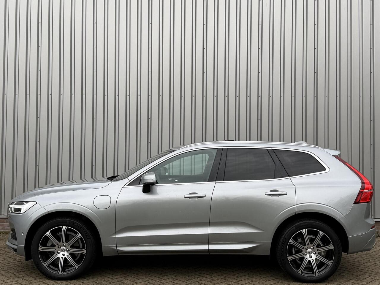 Volvo XC60 2.0 T8 Twin Engine AWD Momentum | Schuif/kanteldak | Trekhaak | Leder | Intellisafe Pro |