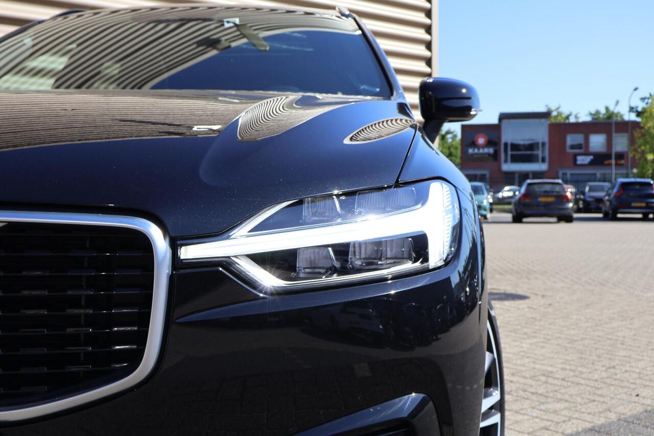 Volvo XC60 T8 Twin Engine AWD R-Design | Luchtvering | Trekhaak elektr. | Memory | Panoramadak