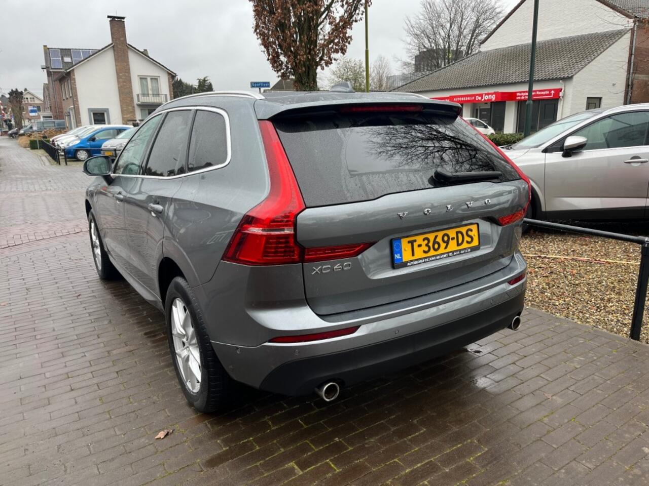 Volvo XC60 2.0 T8 TWIN ENGINE AWD PLUGIN-HYBRID AWD / SCHUIFDAK / LEDER / HEAD-UP / CARPLAY