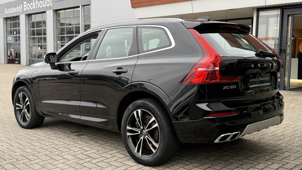 Volvo XC60 2.0 T8 TE AWD | Pano | Leer | Camera | Stoelverwarming