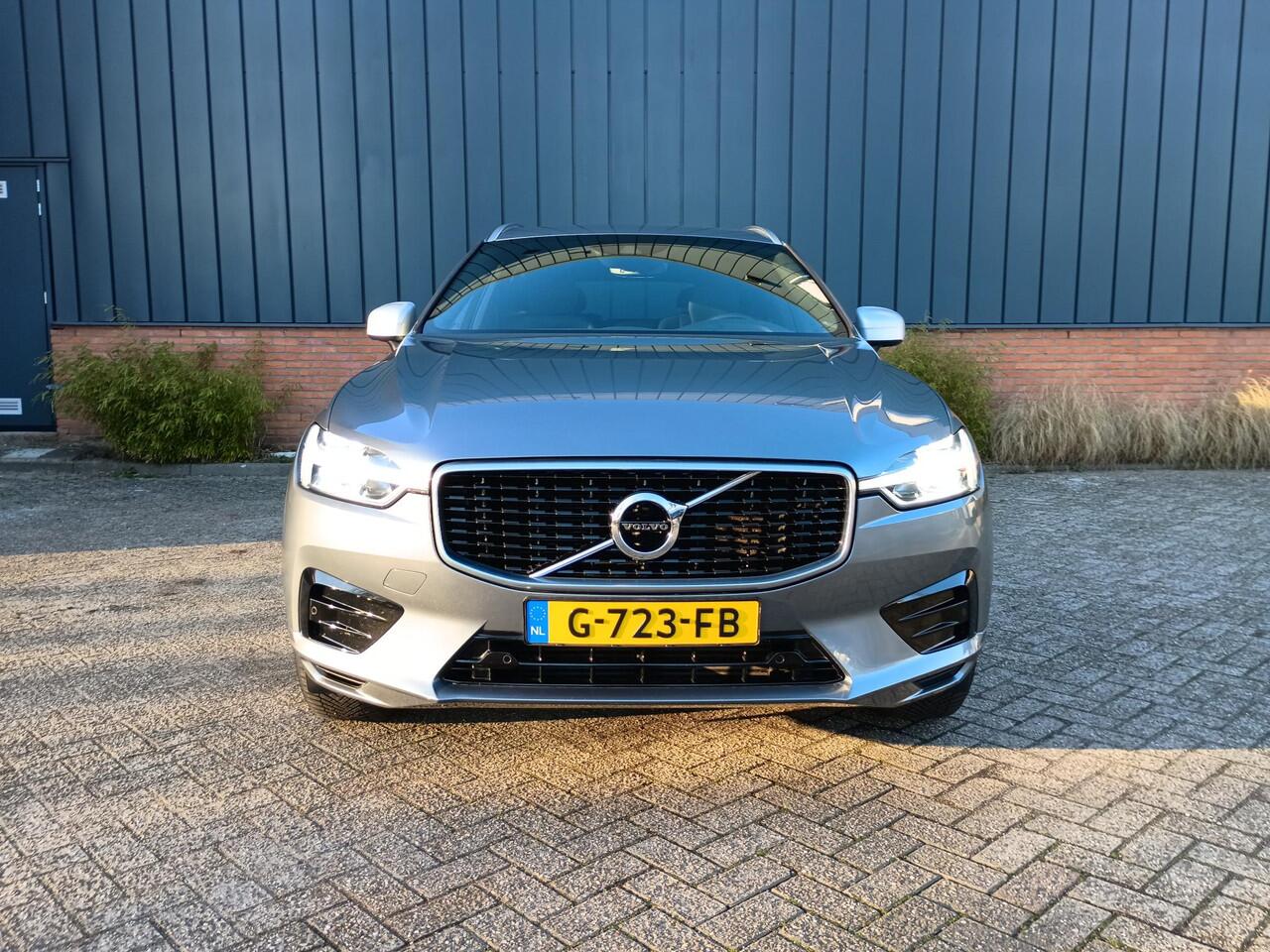 Volvo XC60 T5 AWD R-Design |Trekhaak| Camera| BLIS|