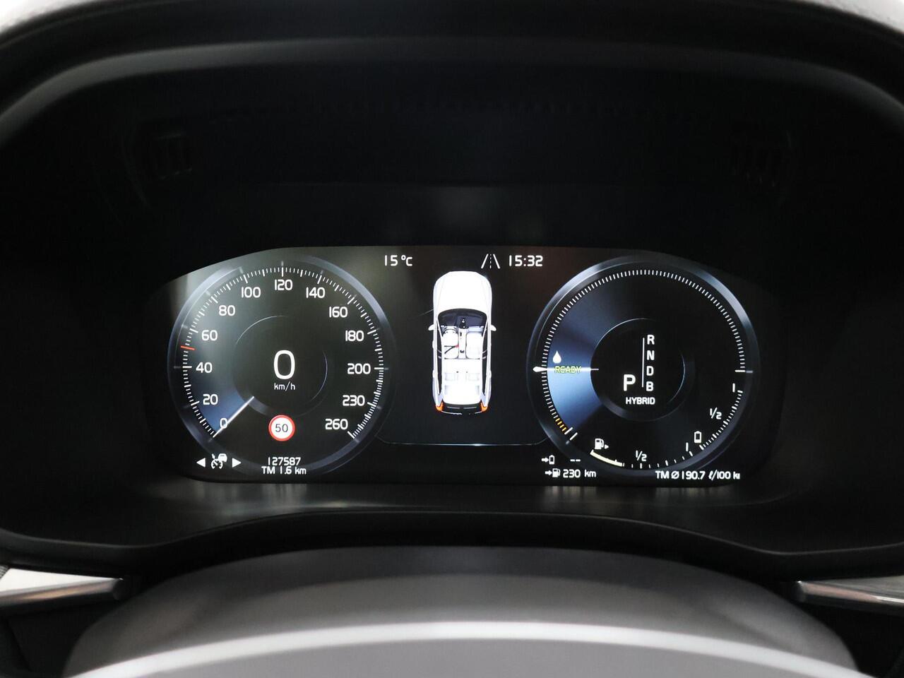 Volvo XC60 2.0 T8 Twin Engine AWD Inscription | Panoramadak | Lederen Interieur | Ele.verstelbare Comfortstoelen + Geheugen | Navigatie | Apple CarPlay/Android Auto | Camera | Adaptieve Cruise Control | Ele.kofferdeksel | Ele.wegklapbare Trekhaak |