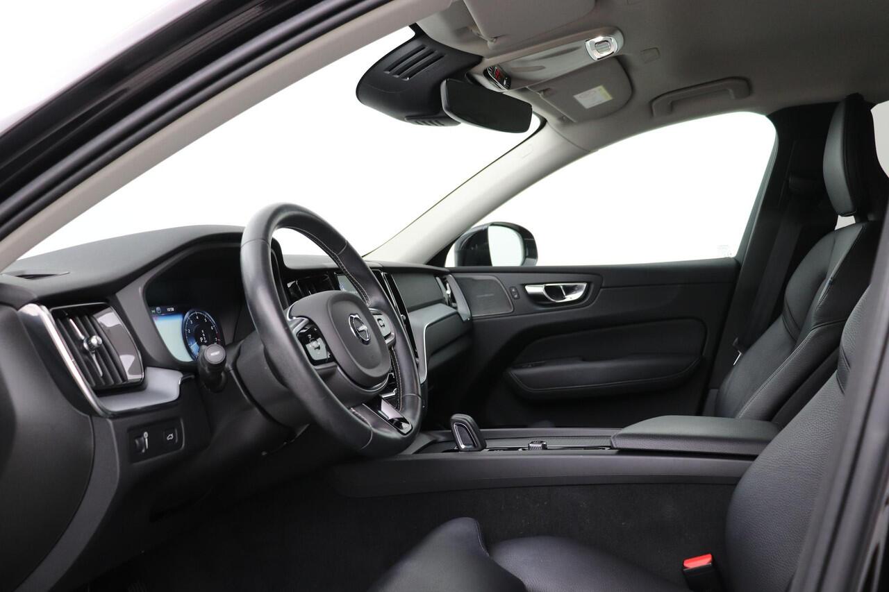 Volvo XC60 B5 Momentum Pro | ACC | harman/kardon | BLIS | Stoel+Stuurverwarming | Vol-Leder | Trekhaak