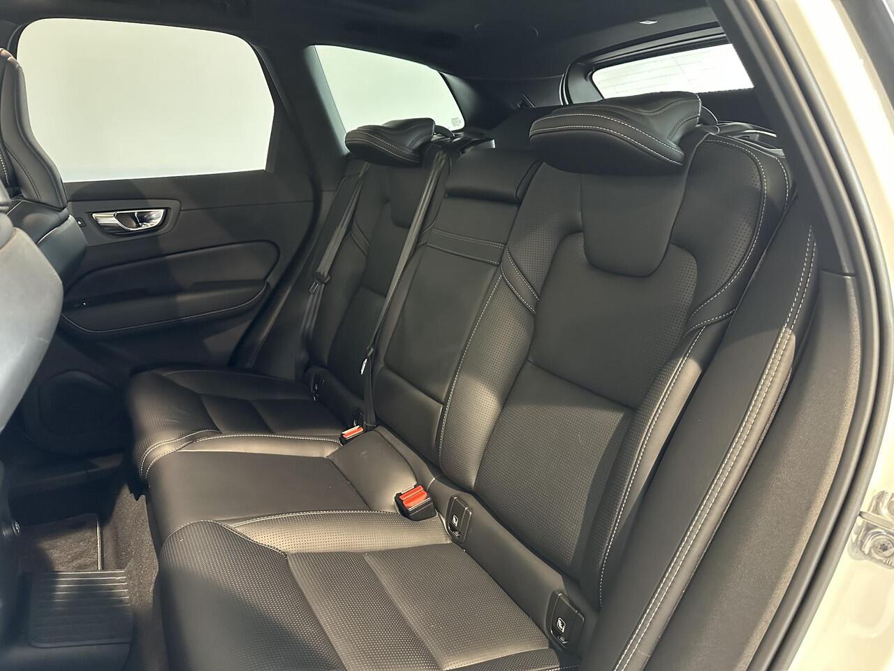 Volvo XC60 2.0 T8 Twin Engine AWD R-Design B&W AUDIOSYSTEEM | ELEKTRISCH SCHUIF-/KANTELDAK | ADAPTIVE CRUISECONTROL | !!!VOL OPTIONS!!!