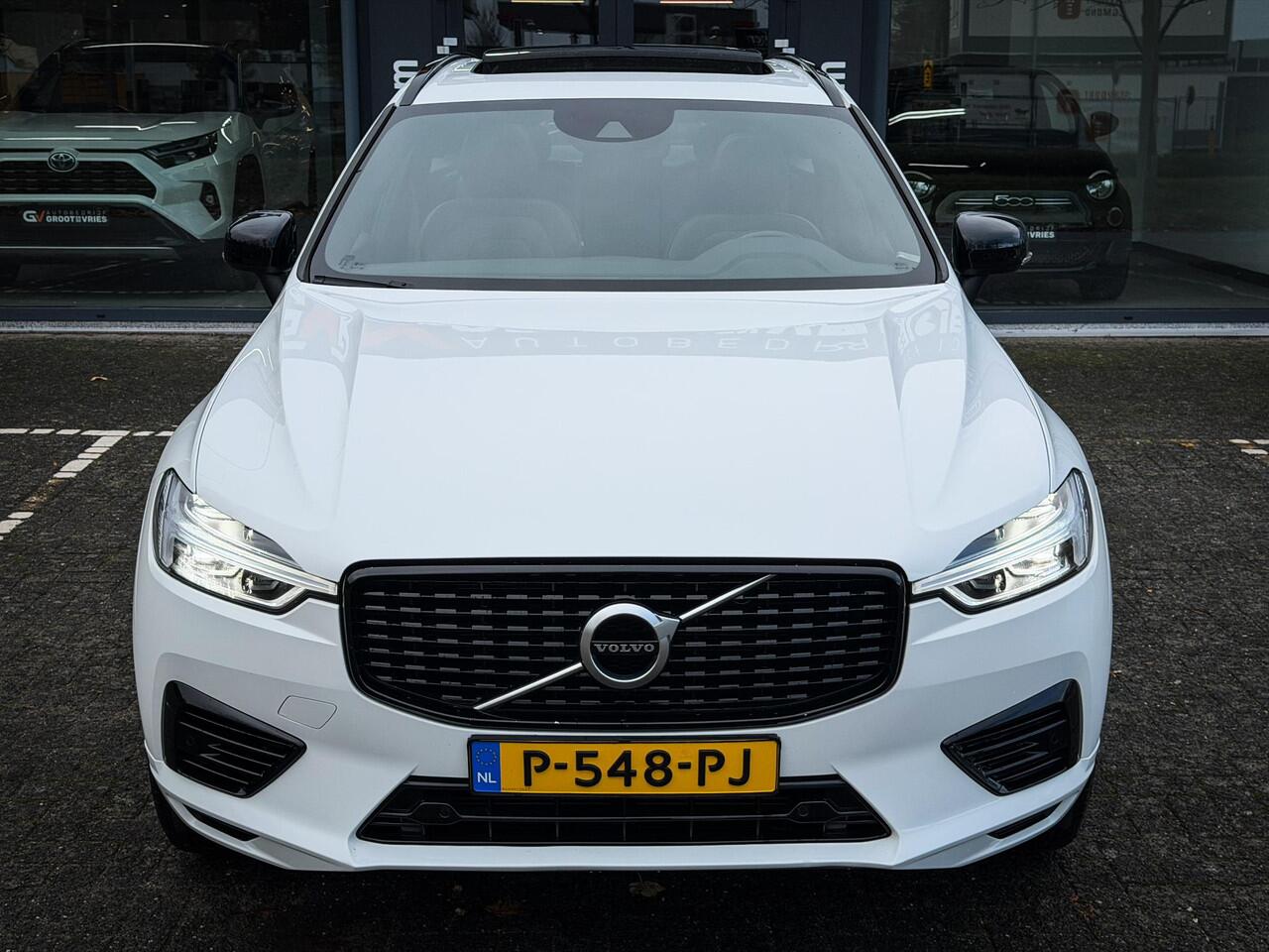 Volvo XC60 2.0 T8 Twin Engine AWD R-Design Panorama|Trekhaak