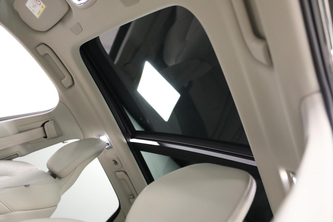 Volvo XC60 2.0 Recharge T6 AWD R-Design | Schuif- kanteldak | Zomer & Winterset | 360 Camera