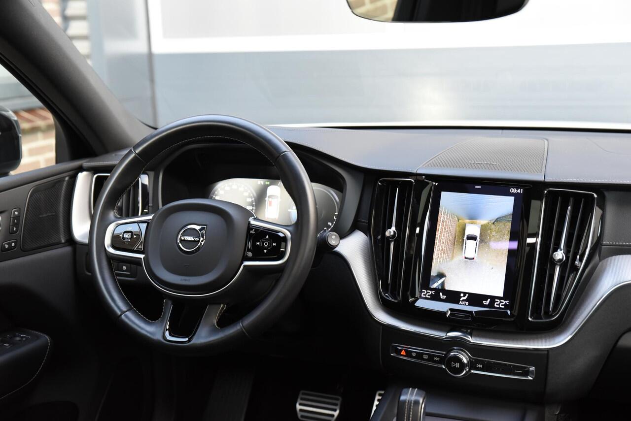 Volvo XC60 2.0 T8 Twin Engine AWD Polestar Engineered Trekhaak Pano HUD