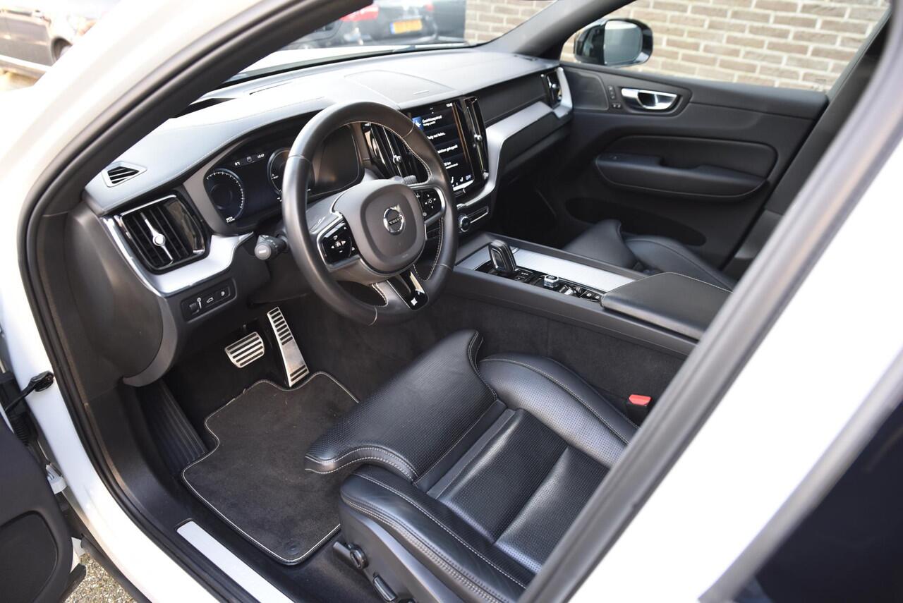 Volvo XC60 2.0 T8 Twin Engine AWD Polestar Engineered Trekhaak Pano HUD