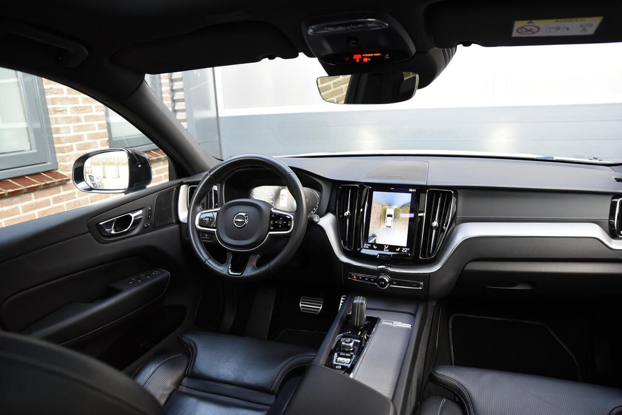Volvo XC60 2.0 T8 Twin Engine AWD Polestar Engineered Trekhaak Pano HUD