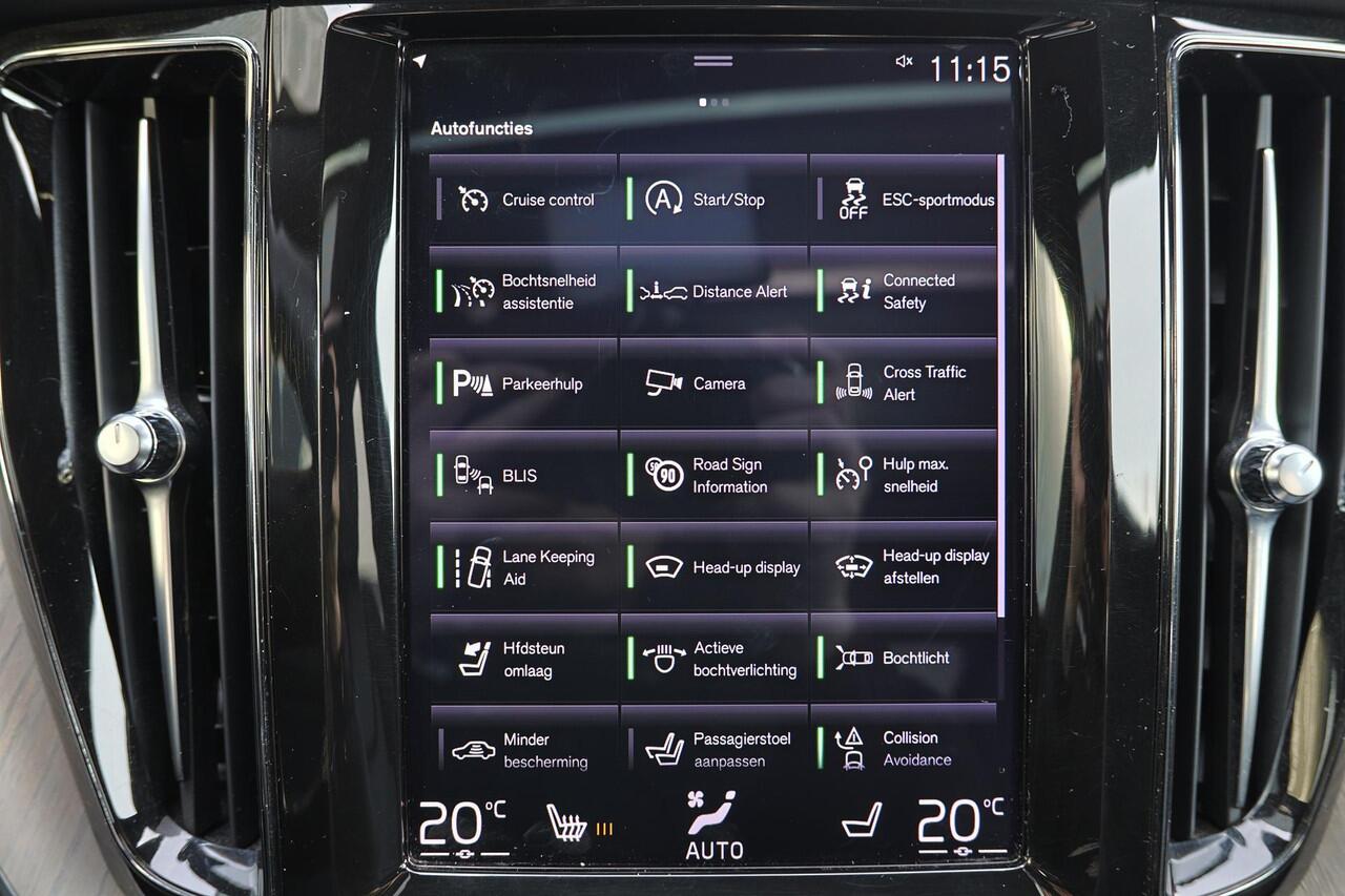 Volvo XC60 B5 AWD Inscription - Panoramisch schuif-/kanteldak - Head-up display - Harman Kardon - Elektr. verstelbare voorstoelen met geheugen - Adaptive Cruise Control met Pilot Assist - BLIS dodehoekassistentie - 360 graden camera - Parkeerverwarming - Full LED ve