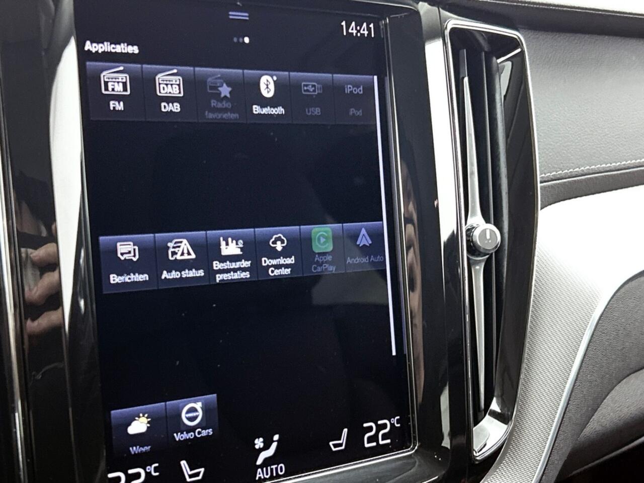 Volvo XC60 2.0 B5 Inscription | Leder | Trekhaak | BLIS |