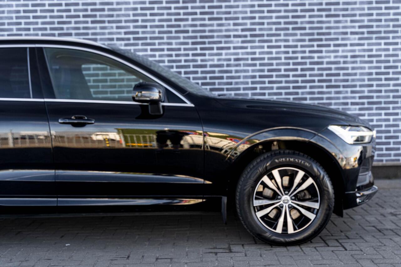 Volvo XC60 T4 Momentum | Navigatie | Achteruitrijcamera | Verwarmbare Voorstoelen en Achterbank | Dodehoekdetectie | LED Koplampen | BLIS | Climate Control | DAB | Parkeersensoren | Standkachel | 18" LM
