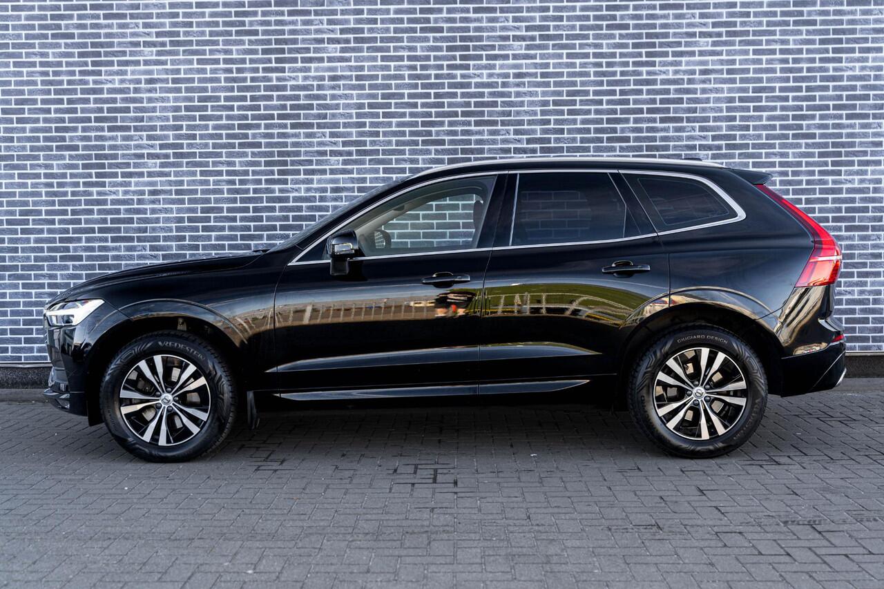 Volvo XC60 T4 Momentum | Navigatie | Achteruitrijcamera | Verwarmbare Voorstoelen en Achterbank | Dodehoekdetectie | LED Koplampen | BLIS | Climate Control | DAB | Parkeersensoren | Standkachel | 18" LM