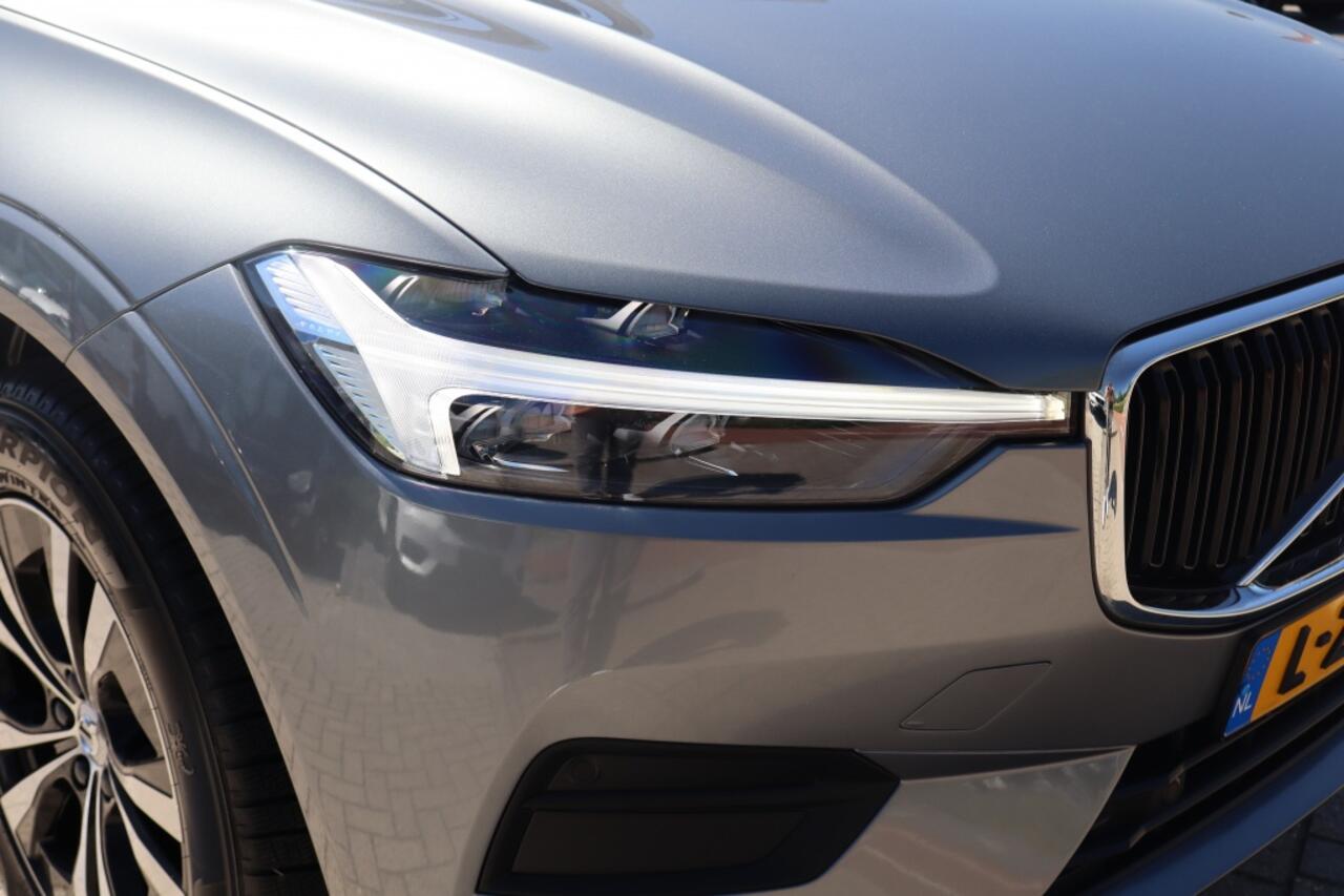 Volvo XC60 2.0 B5 | Geen import | Schuifdak | Leer