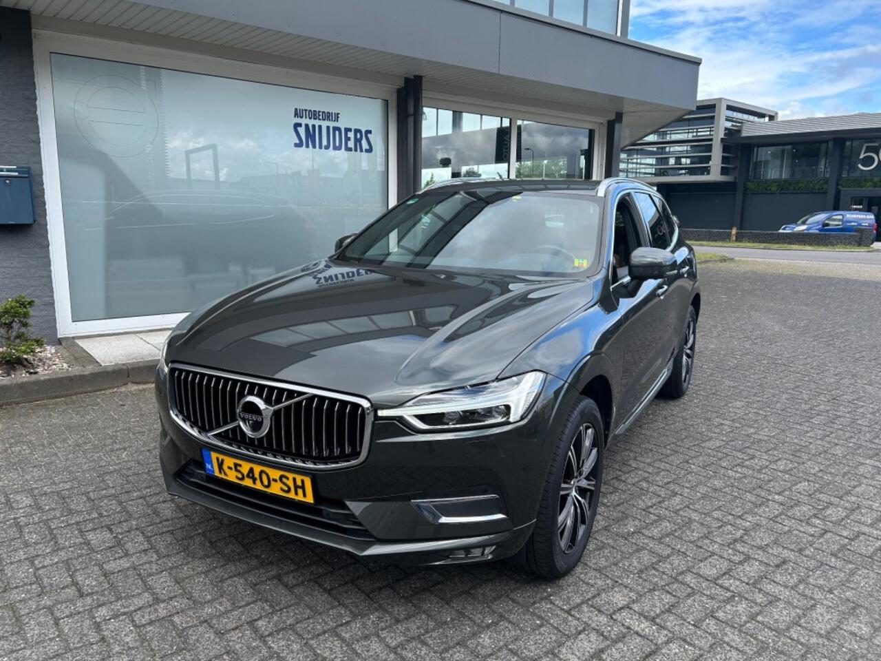 Volvo XC60 2.0 B4 INSCRIPTION FULL OPTIONS