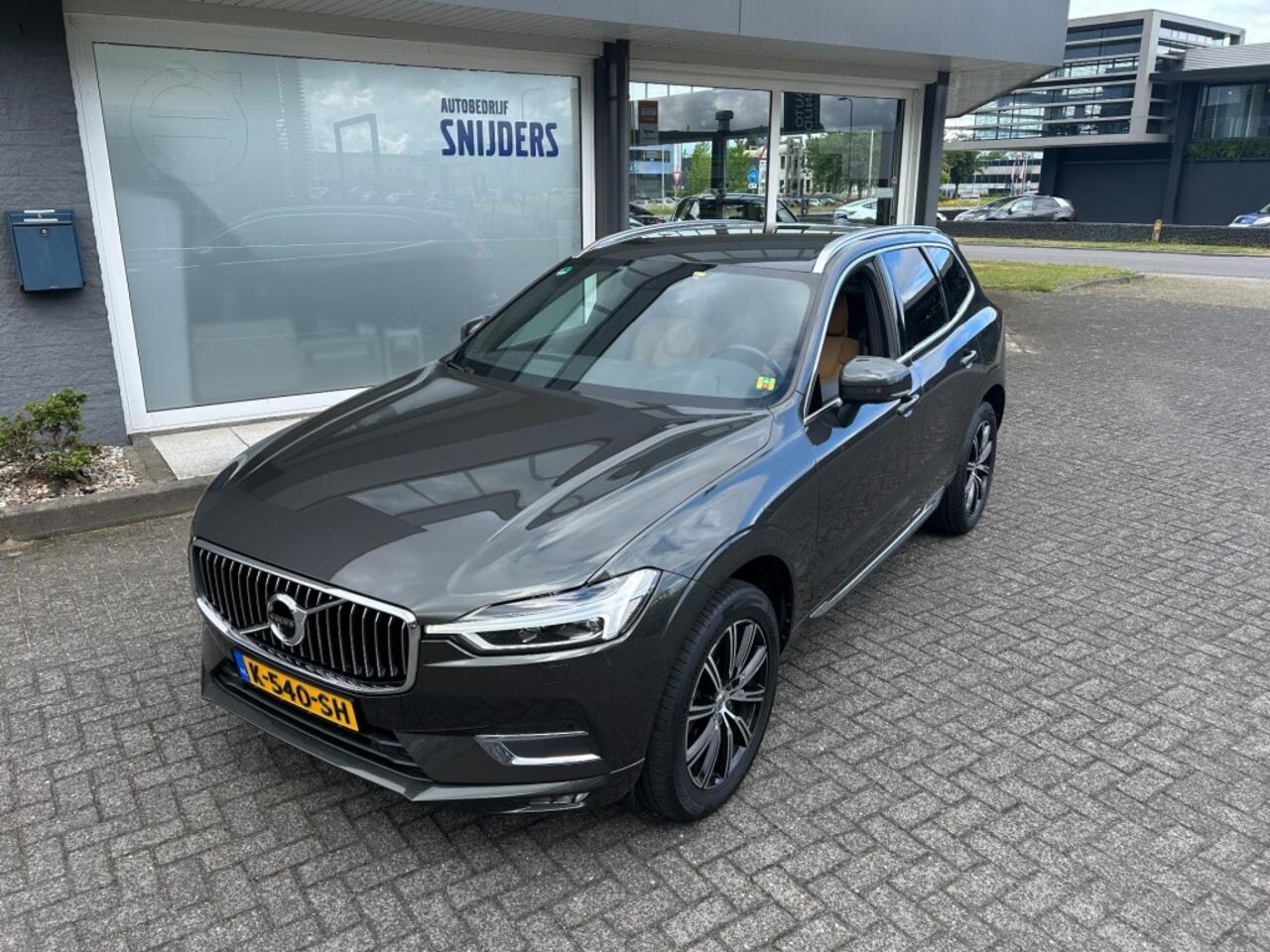 Volvo XC60 2.0 B4 INSCRIPTION FULL OPTIONS