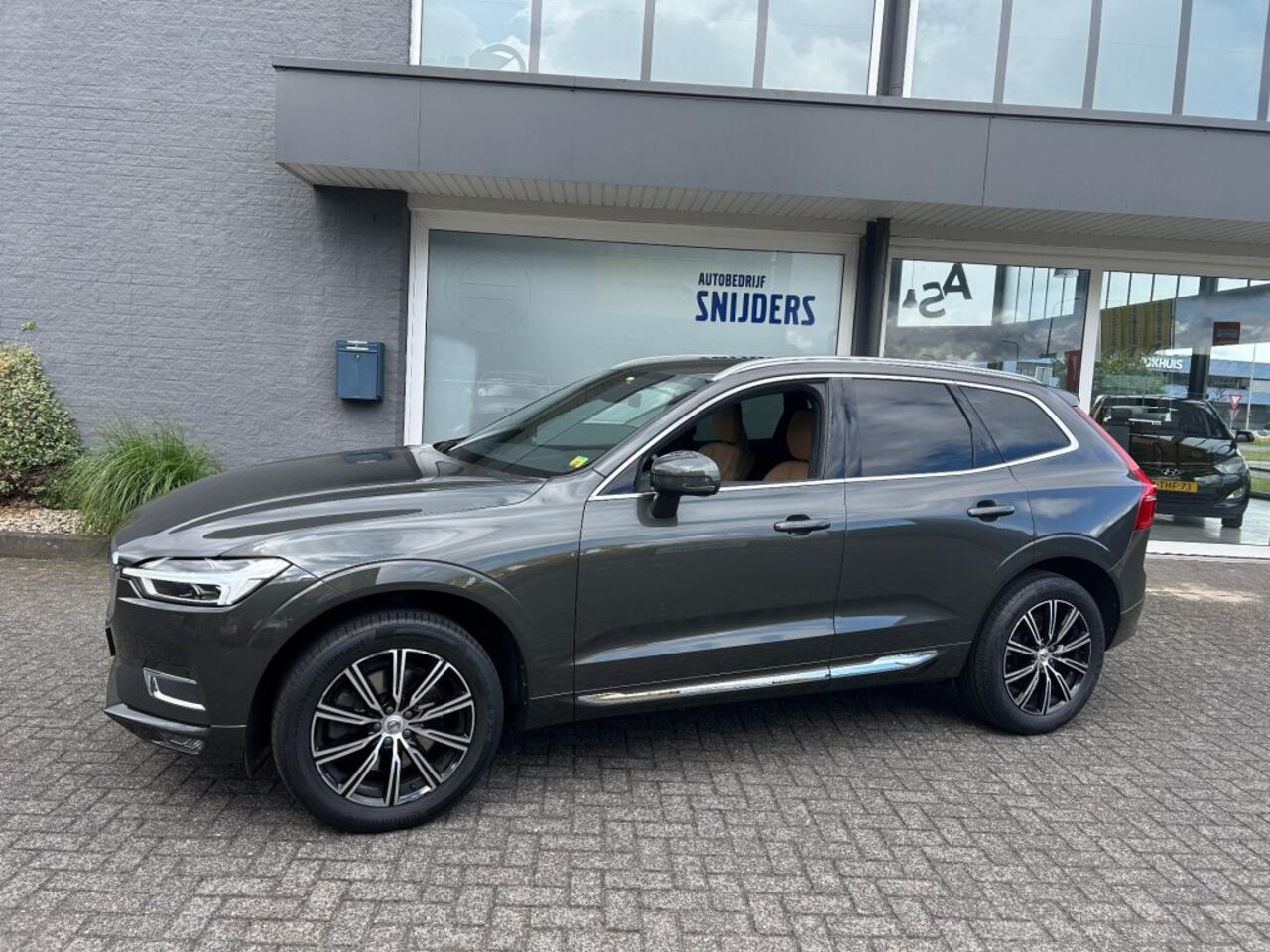 Volvo XC60 2.0 B4 INSCRIPTION FULL OPTIONS