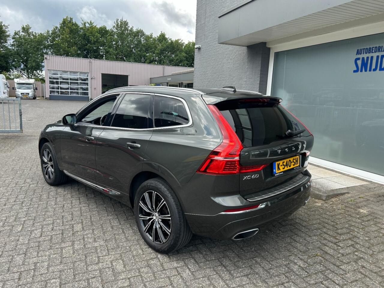 Volvo XC60 2.0 B4 INSCRIPTION FULL OPTIONS